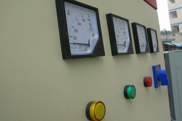 岚县配电箱-3683讲讲配电箱的操作和检修步